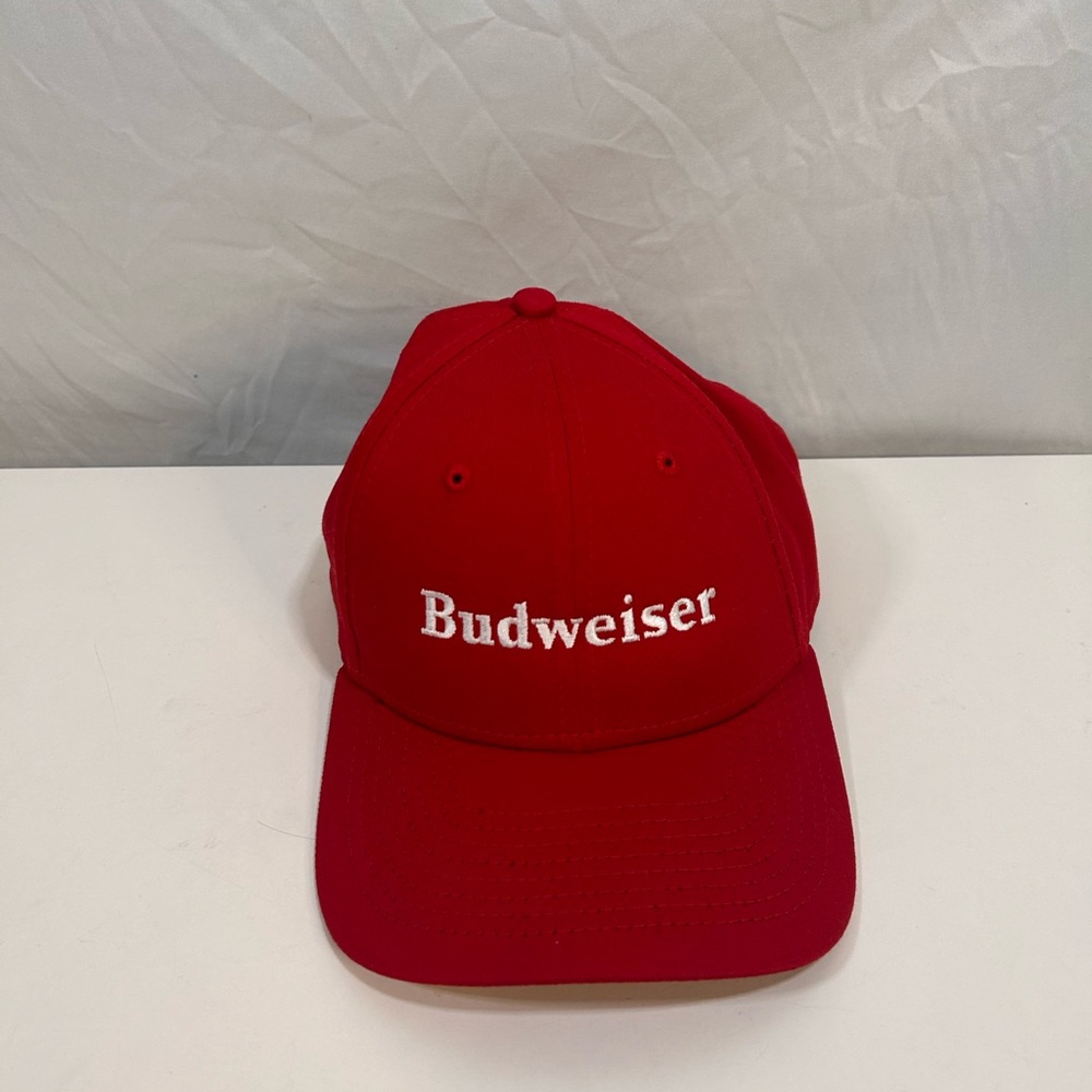 New Era Budweiser 9Forty baseball hat Adjustable Velcro strap red